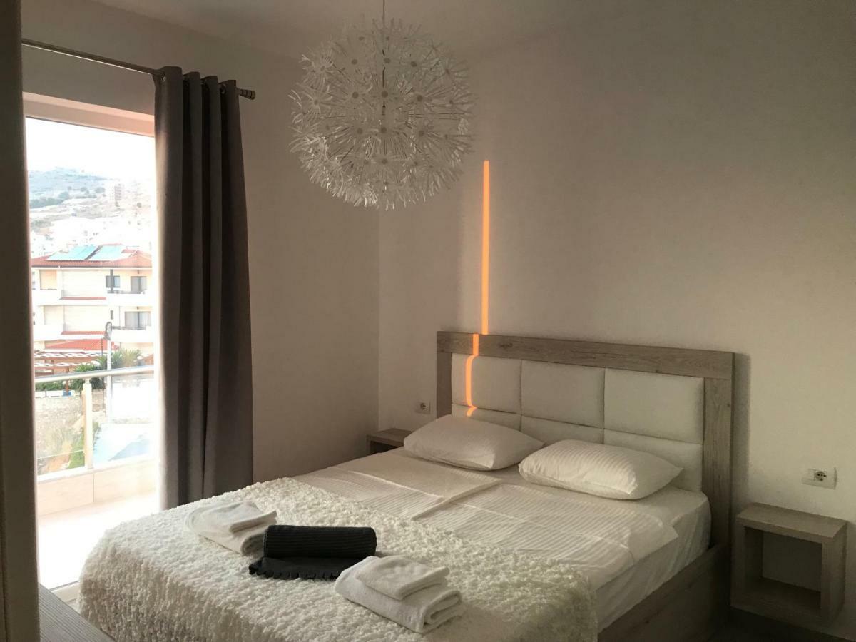 Sunset Apartment Sarandë Exterior foto