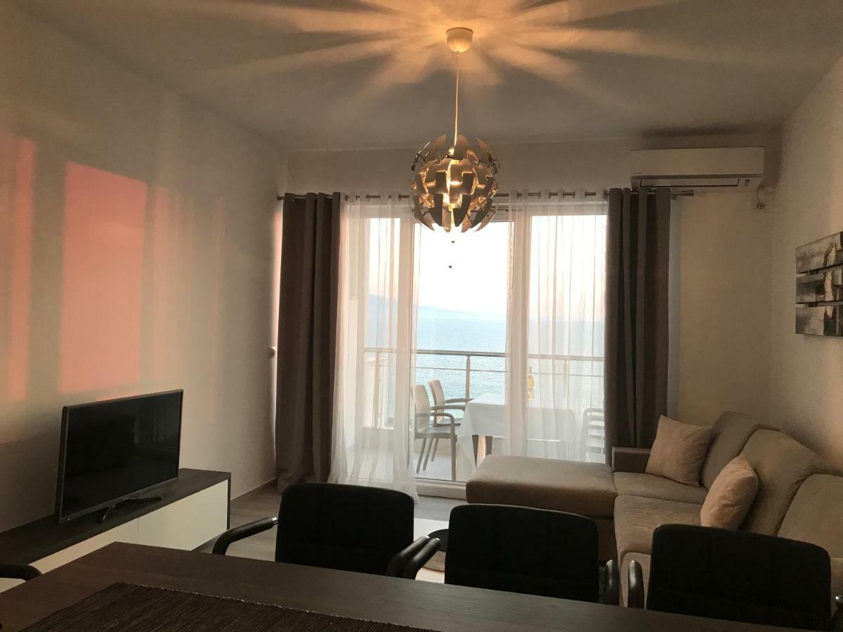 Sunset Apartment Sarandë Exterior foto
